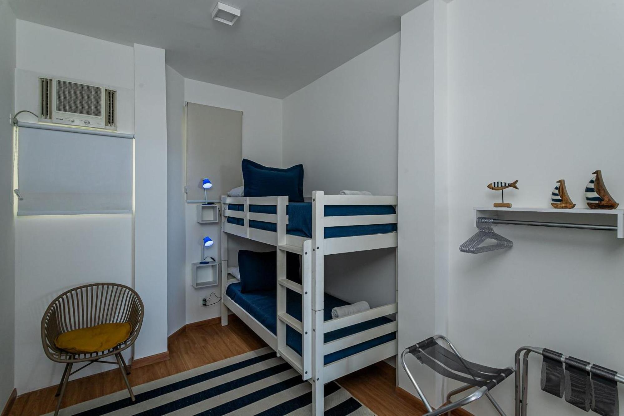 Apartamento Luxuoso 3qtos Vista Mar Em Copacabana | A 2440/515