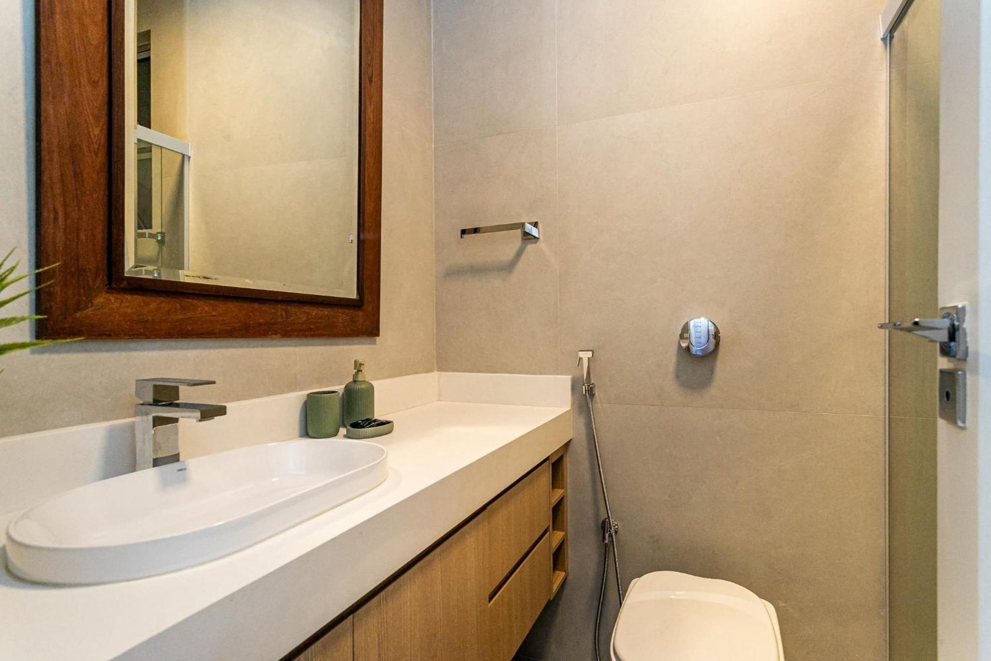 Luxuoso 3qtos Vista Mar Em Copacabana | A 2440/515 * Rio de Janeiro